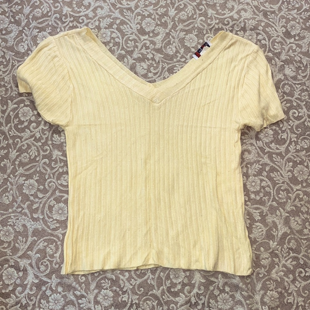 Y2K Early 2000s Lipstick off shoulder top
